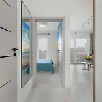 Baltic Waves Stylish With Parking, & Gym By Renters Apartment *