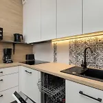 Apartment Baltic Waves Stylish With Parking, & Gym By Renters *