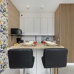 Apartment Baltic Waves Stylish With Parking, & Gym By Renters Misdroy