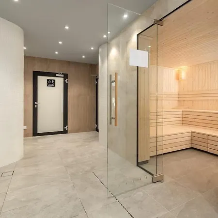 Baltic Waves Stylish With Parking, & Gym By Renters