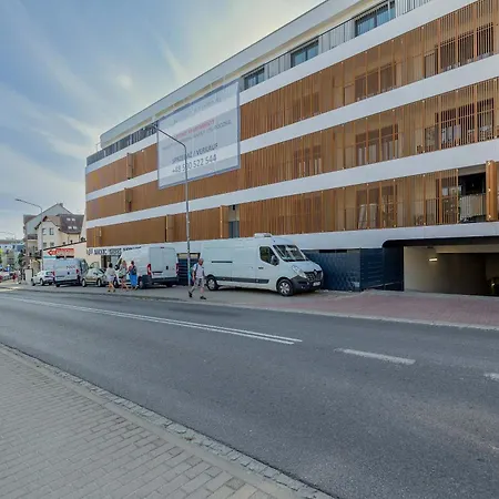 Baltic Waves Stylish With Parking, & Gym By Renters Apartment