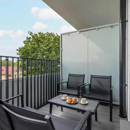 Baltic Waves Stylish With Parking, & Gym By Renters Misdroy