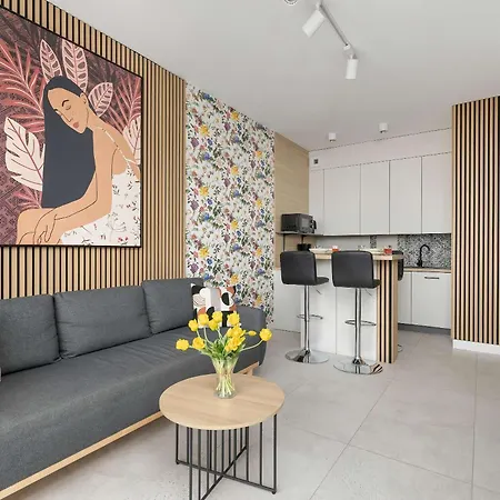 Baltic Waves Stylish With Parking, & Gym By Renters