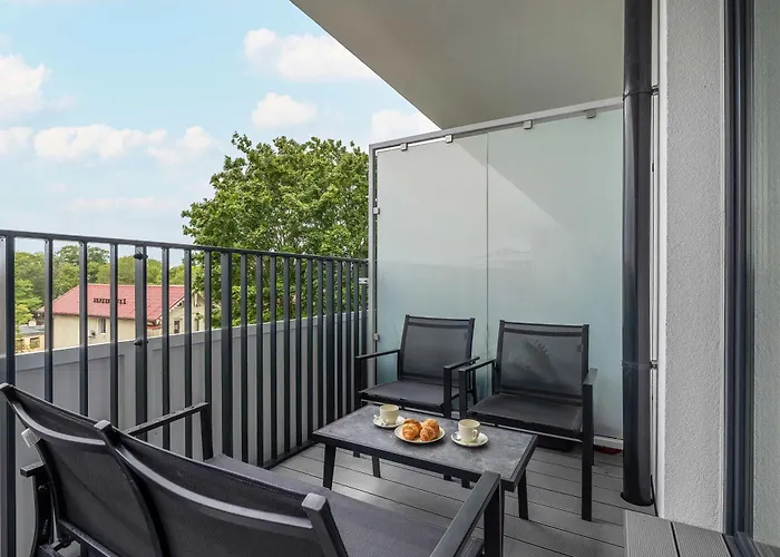 Baltic Waves Stylish With Parking, & Gym By Renters 米兹多洛杰